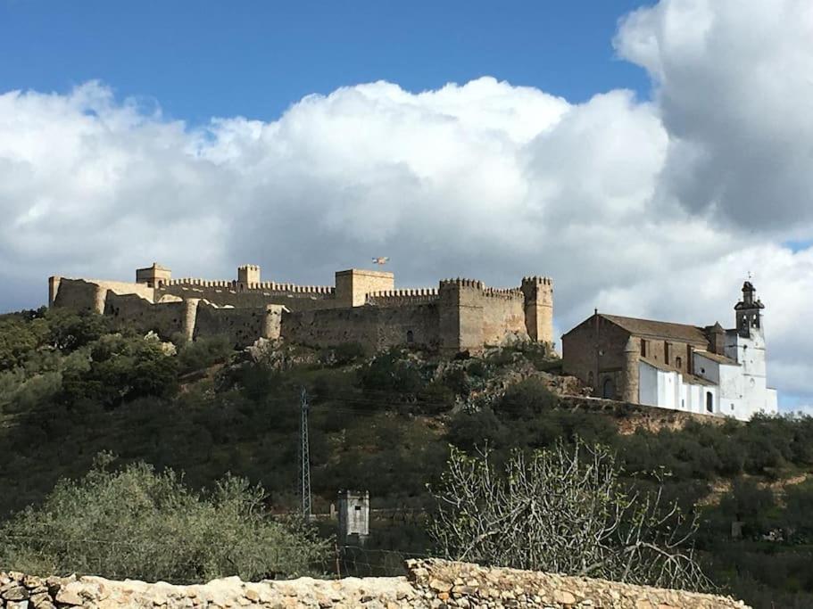 Agradable Casa Rural Con Suelos De Madera Santa Olalla del Cala Exteriér fotografie